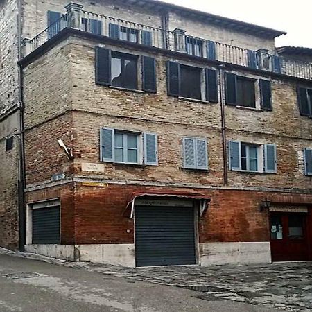 Affittacamere In Centro Губбио Экстерьер фото