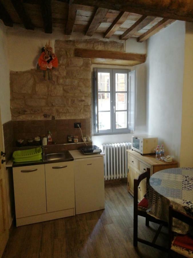 Affittacamere In Centro Губбио Экстерьер фото
